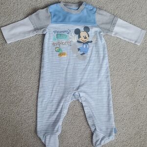 Disney Mickey Mouse Sleep and Play